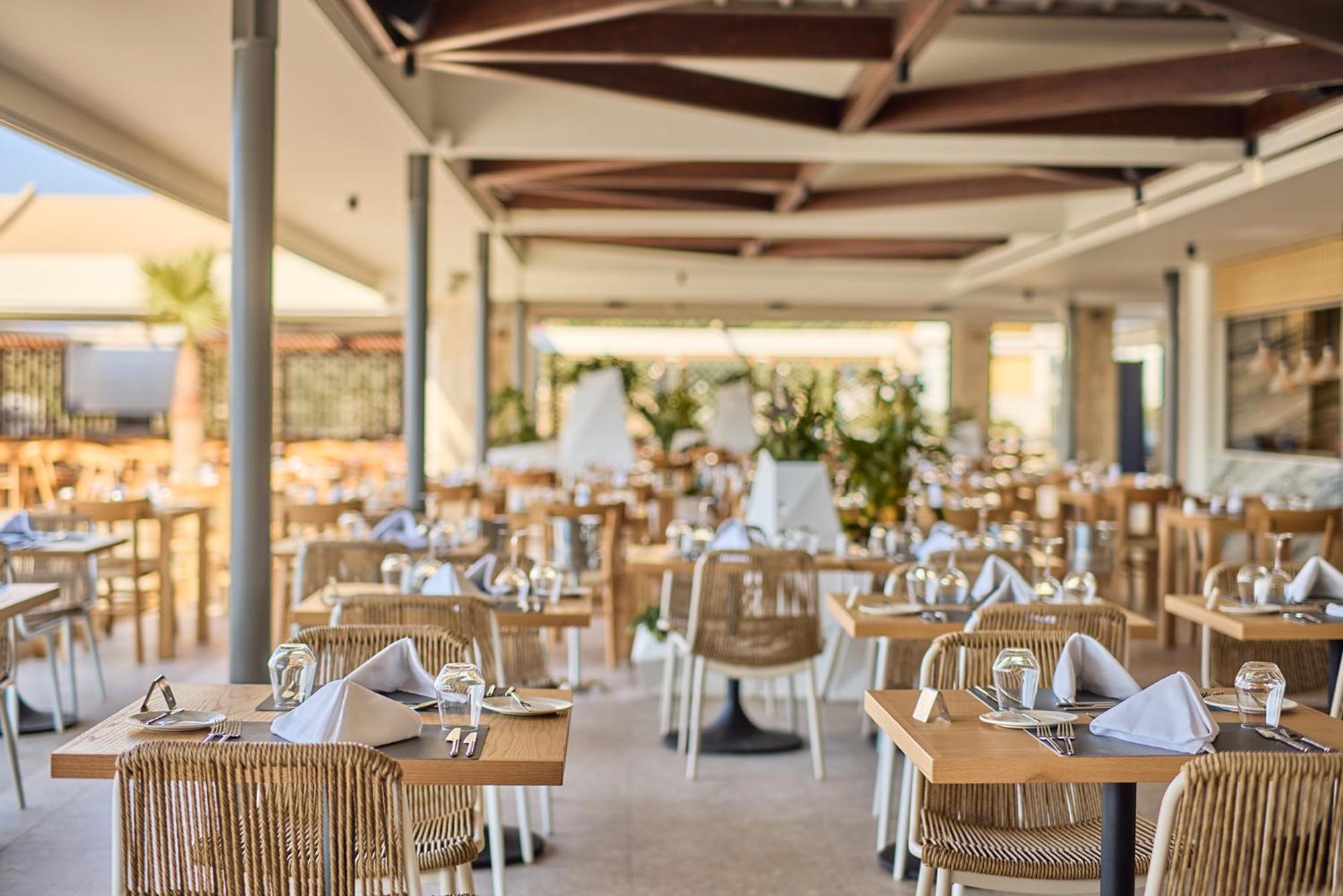 Paralos Kosta Alimia Hotel 5*