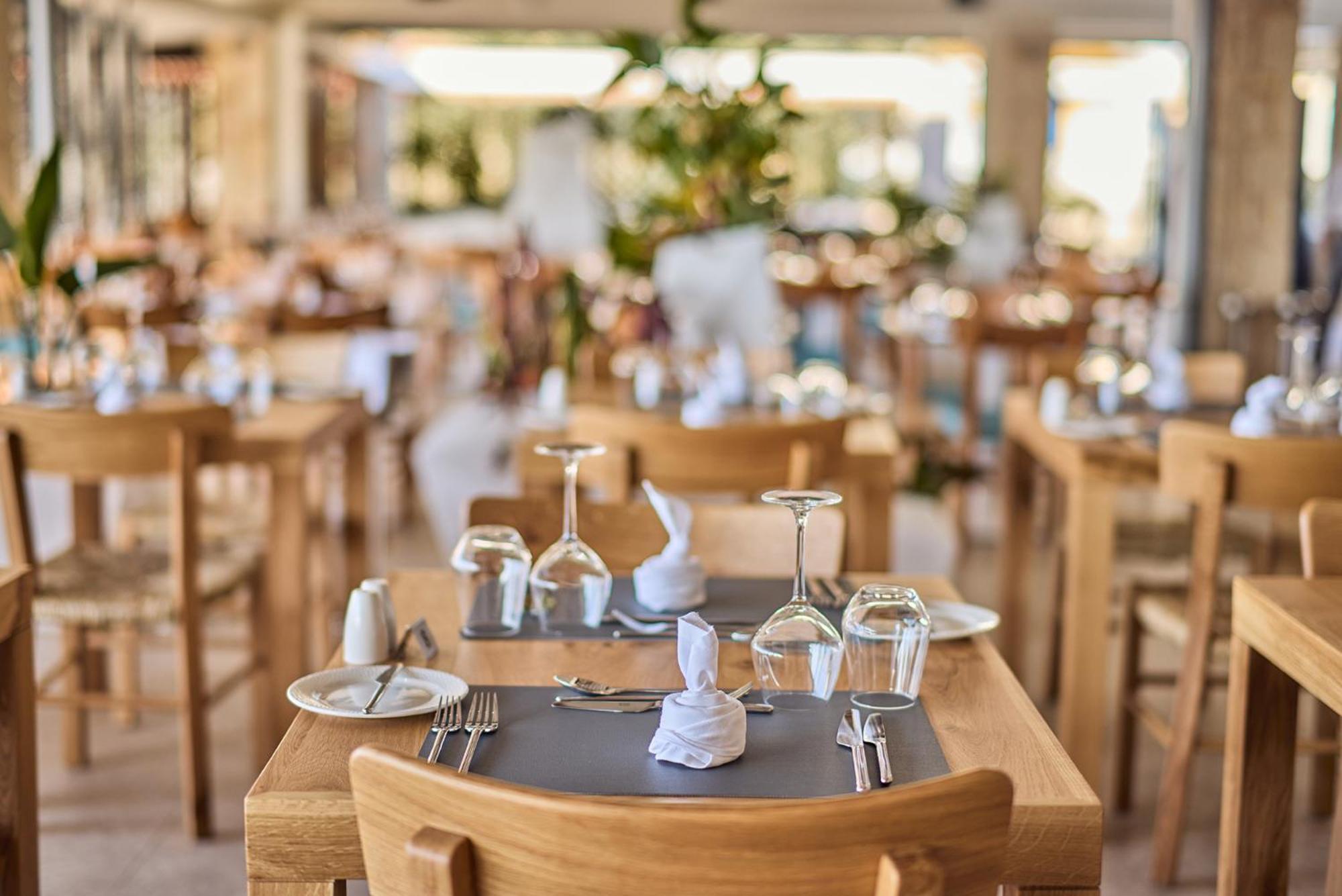 Hotel Paralos Kosta Alimia 5*