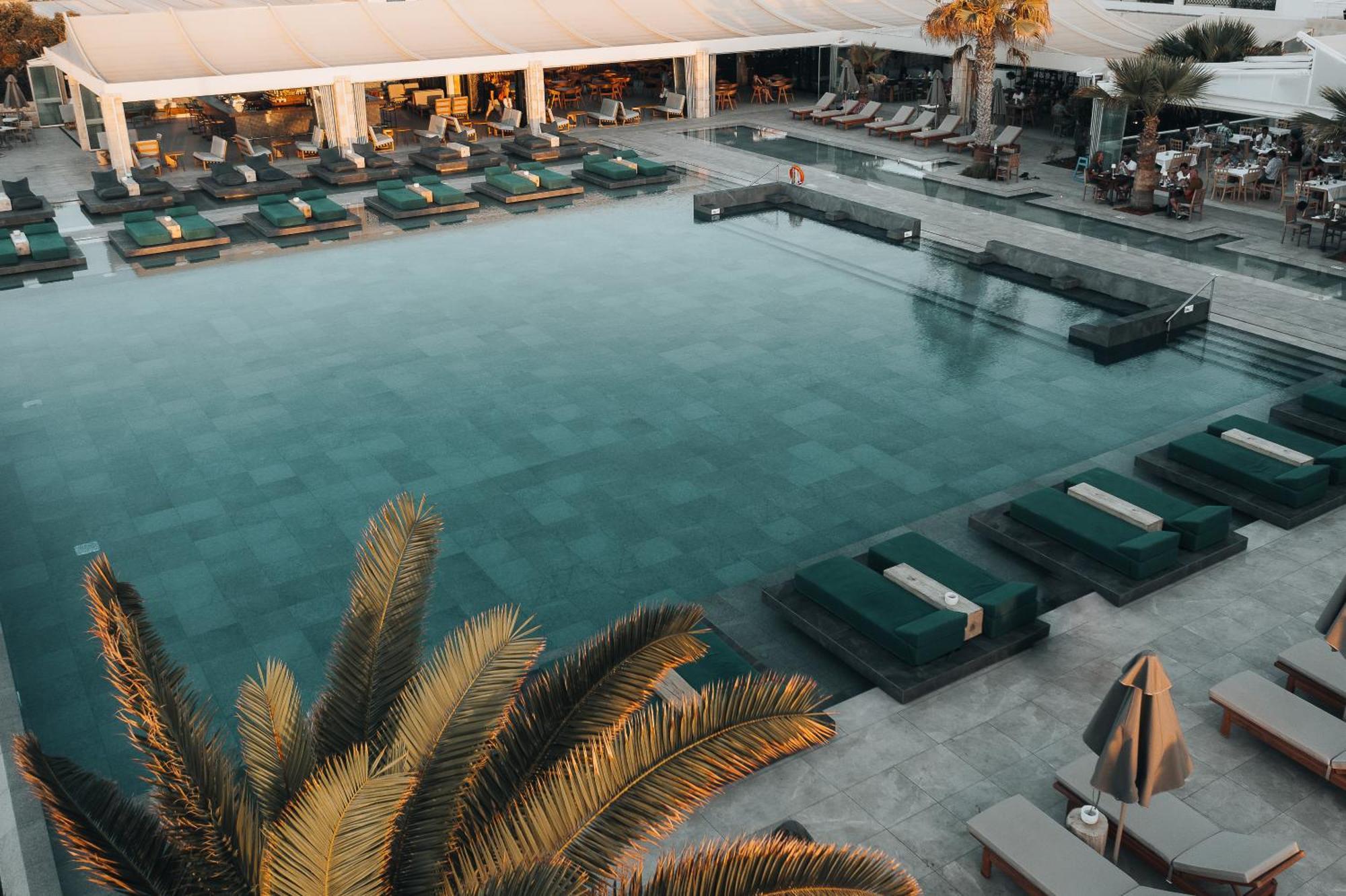 Paralos Kosta Alimia Hotel 5*