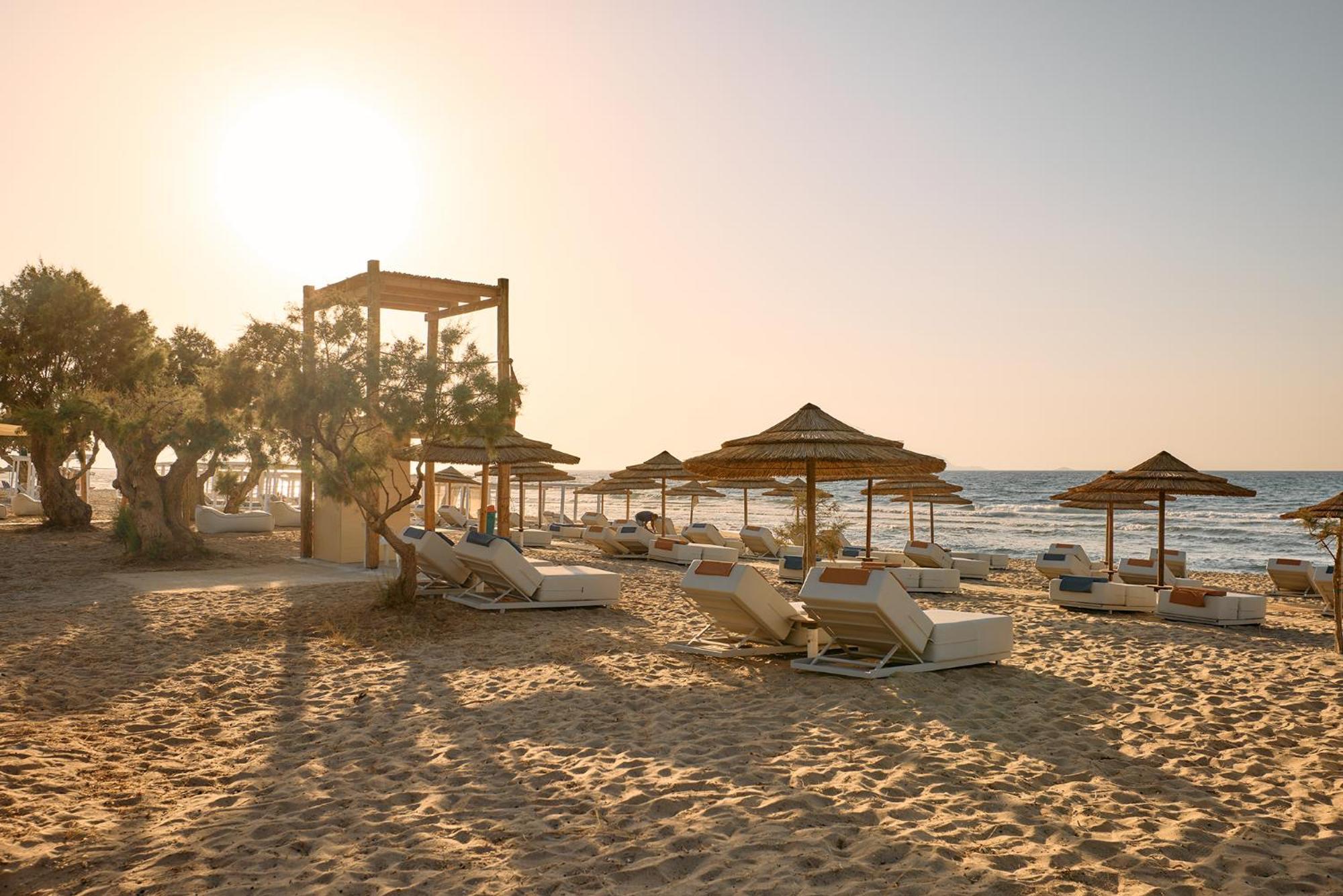Paralos Kosta Alimia Hersonissos (Crete)