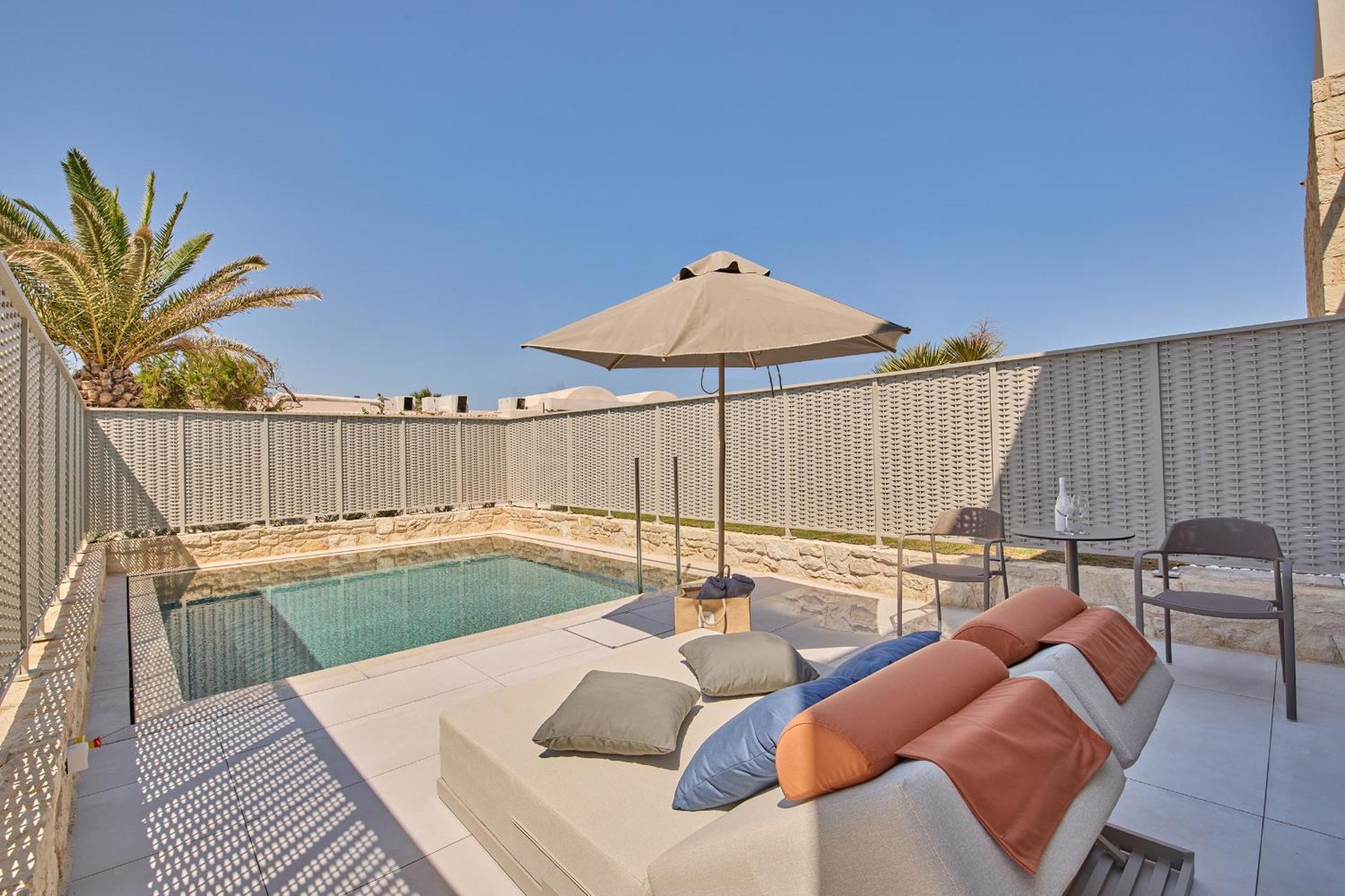 Hotel Paralos Kosta Alimia