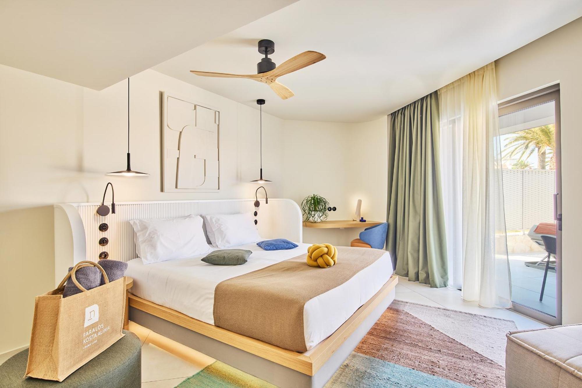 Hotel Paralos Kosta Alimia Hersonissos (Crete)